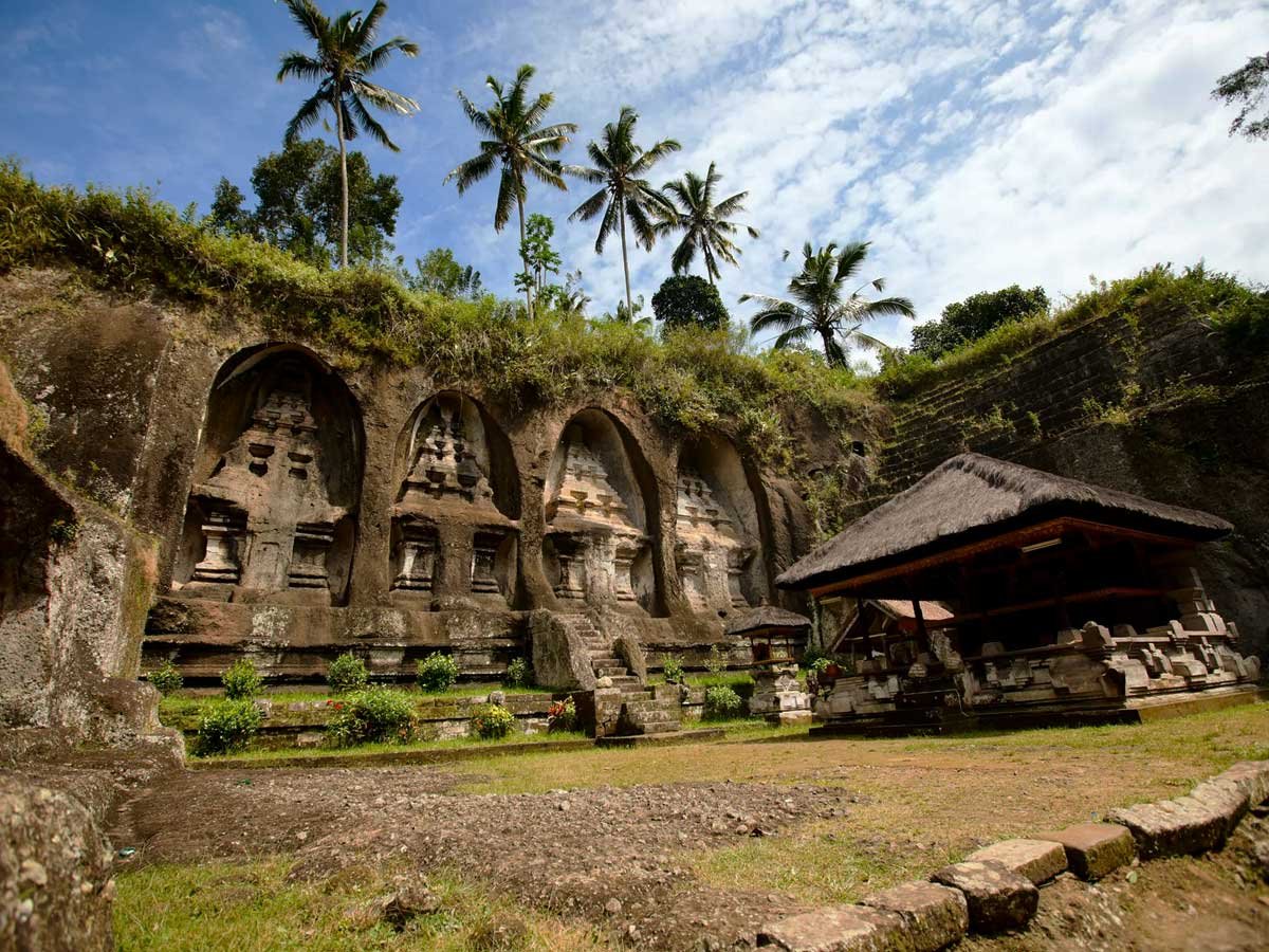 Rock-cut shrines at Gunung Kawi temple